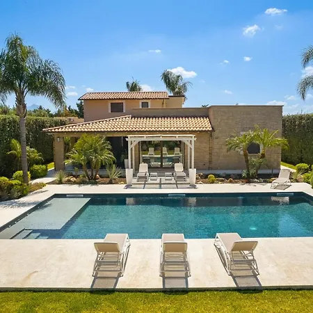 וילה Meravigliosa A Vicino Al Mare טראפטו