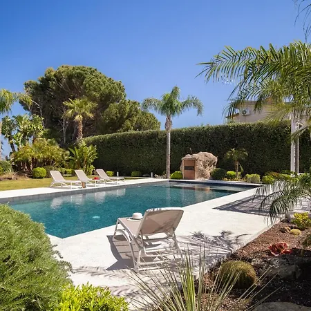 וילה Meravigliosa A Vicino Al Mare טראפטו